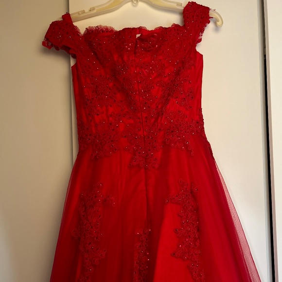 Red and long prom dress - Picture 10 of 11